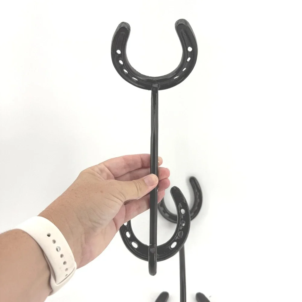 Horseshoe Wall Hooks Coat Hat Hanger Black Rustic Western Decor Set‎ of 2 Cabin